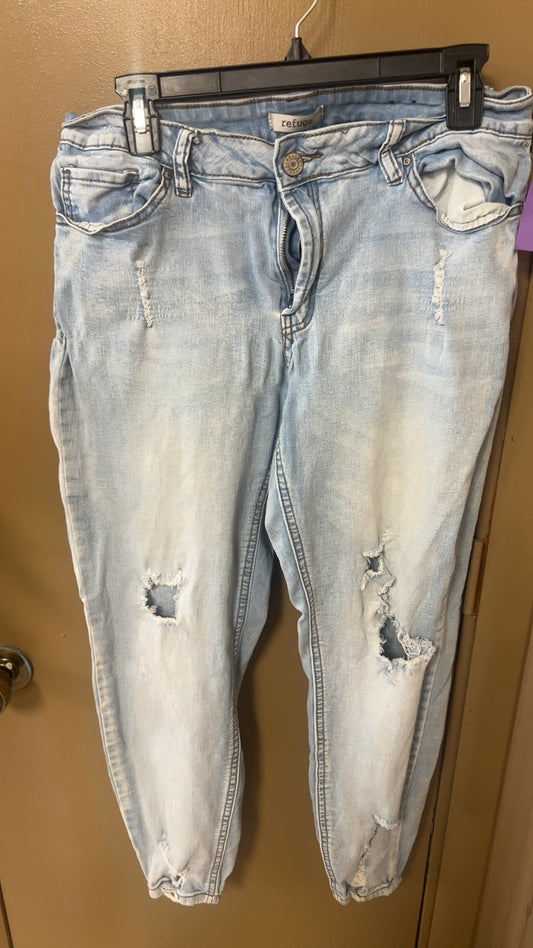 refuge Pants Medium