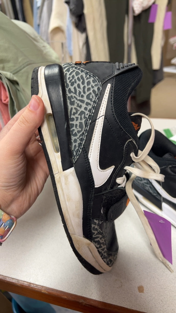 Nike Sneakers Youth 6