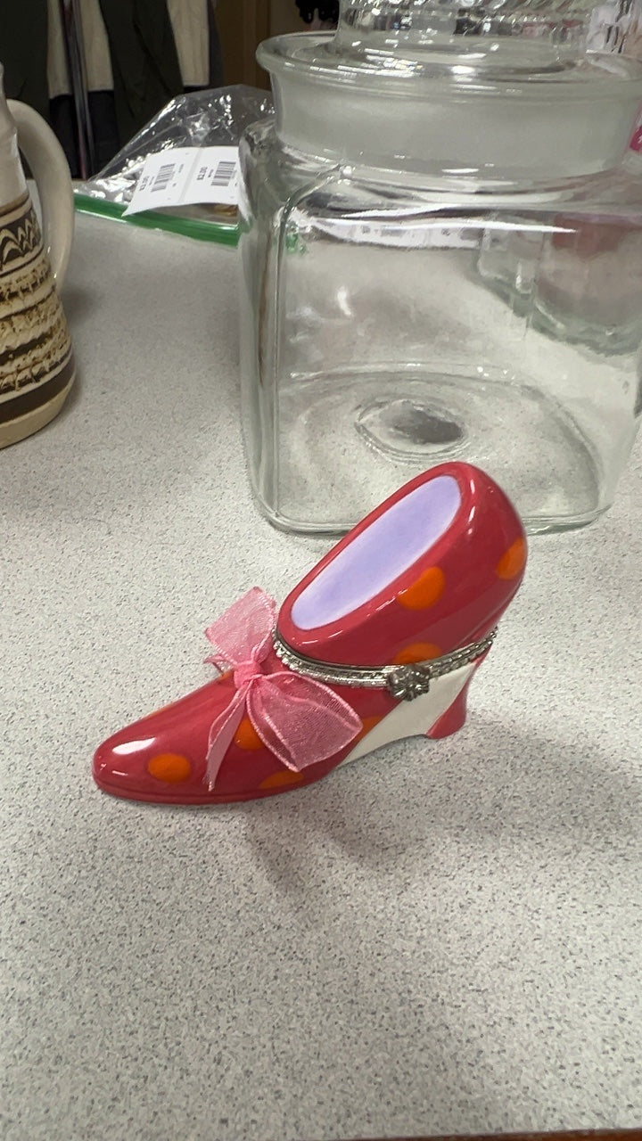 Glass Shoes