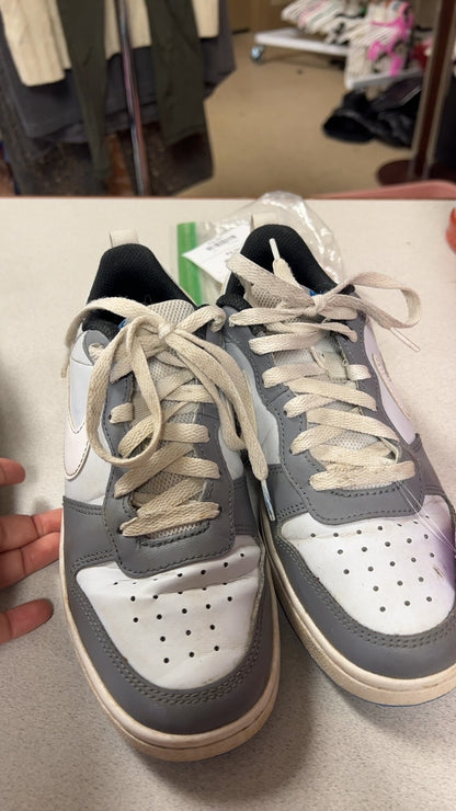 Nike Sneakers Youth 5.5