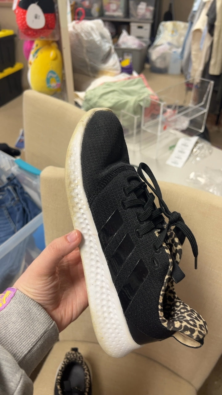 Adidas Sneakers 8.5