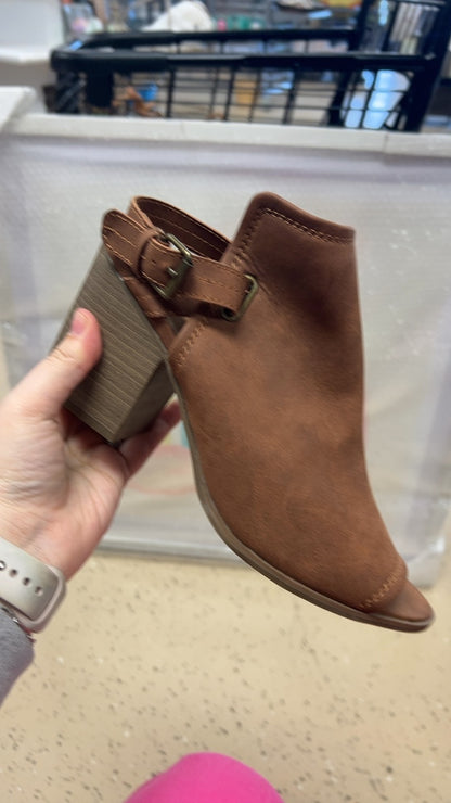 Boots 10