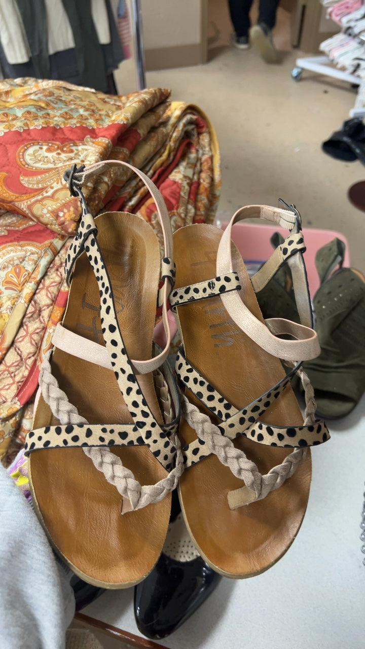 Boutique Sandals 9.5