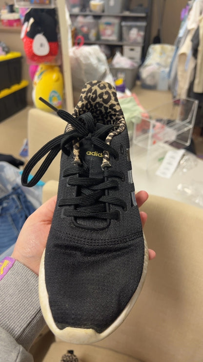 Adidas Sneakers 8.5