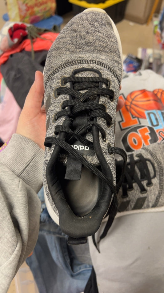Adidas Sneakers 8.5