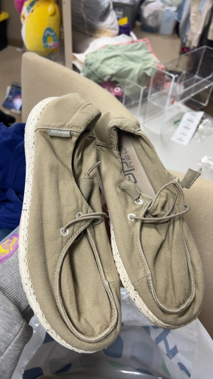 Hey Dude Sneakers 7 TAN