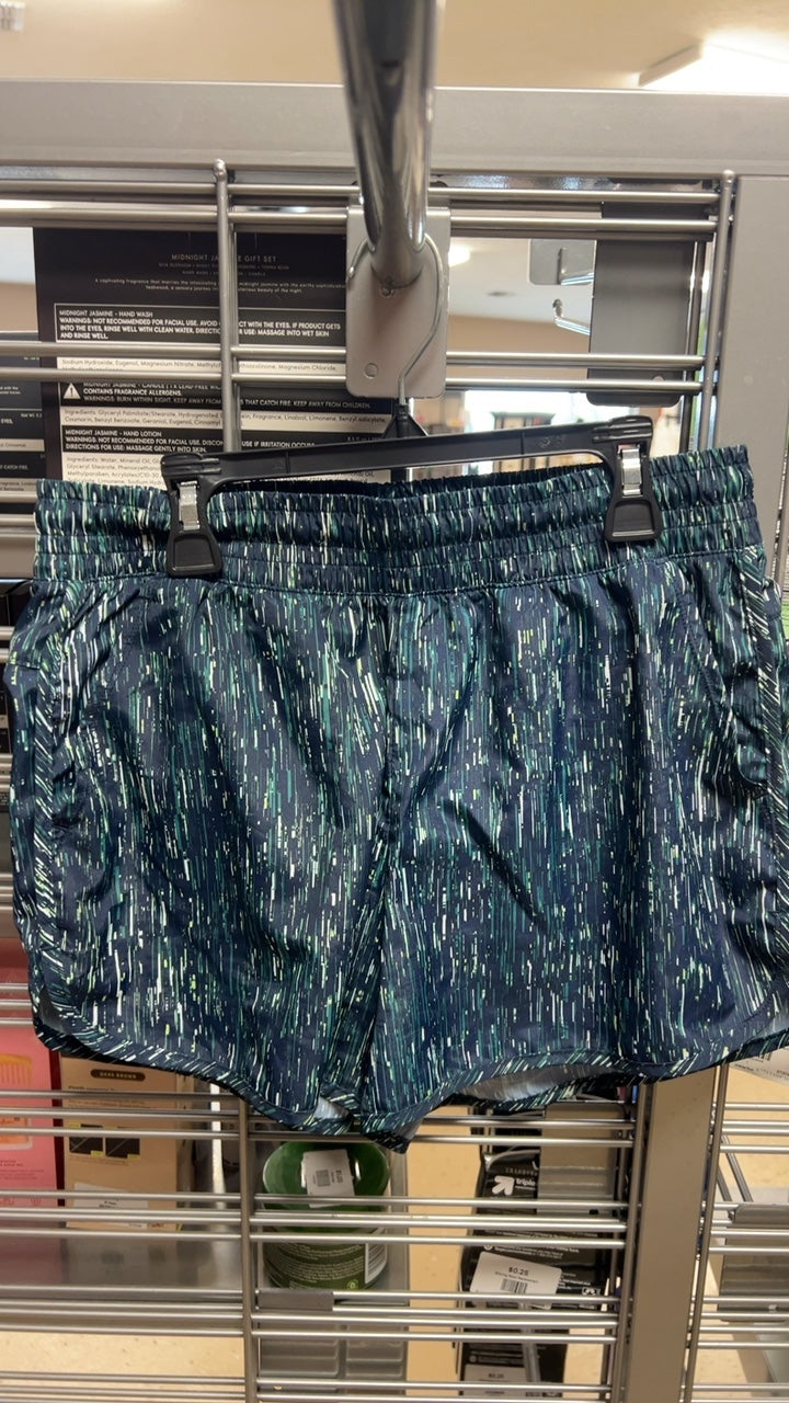  Shorts Small