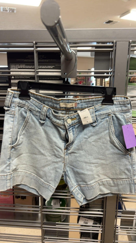 Shorts 6