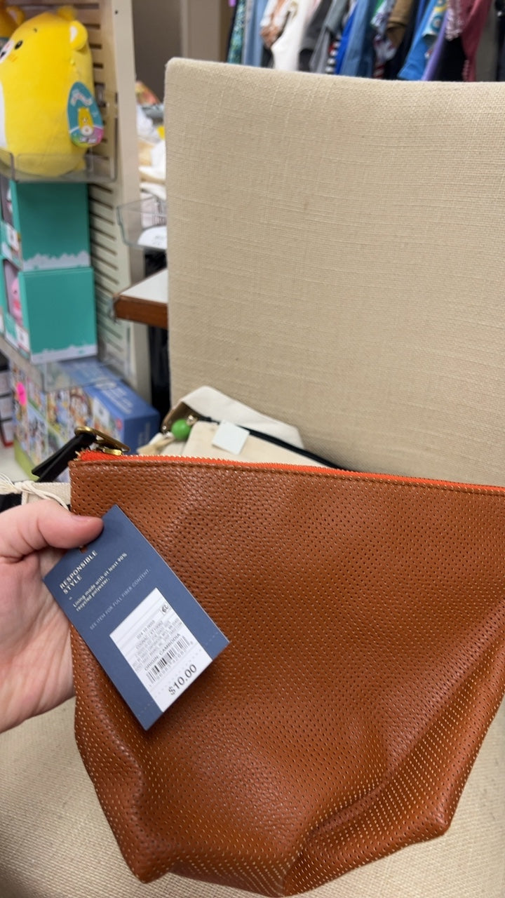 Universal Thread Bag