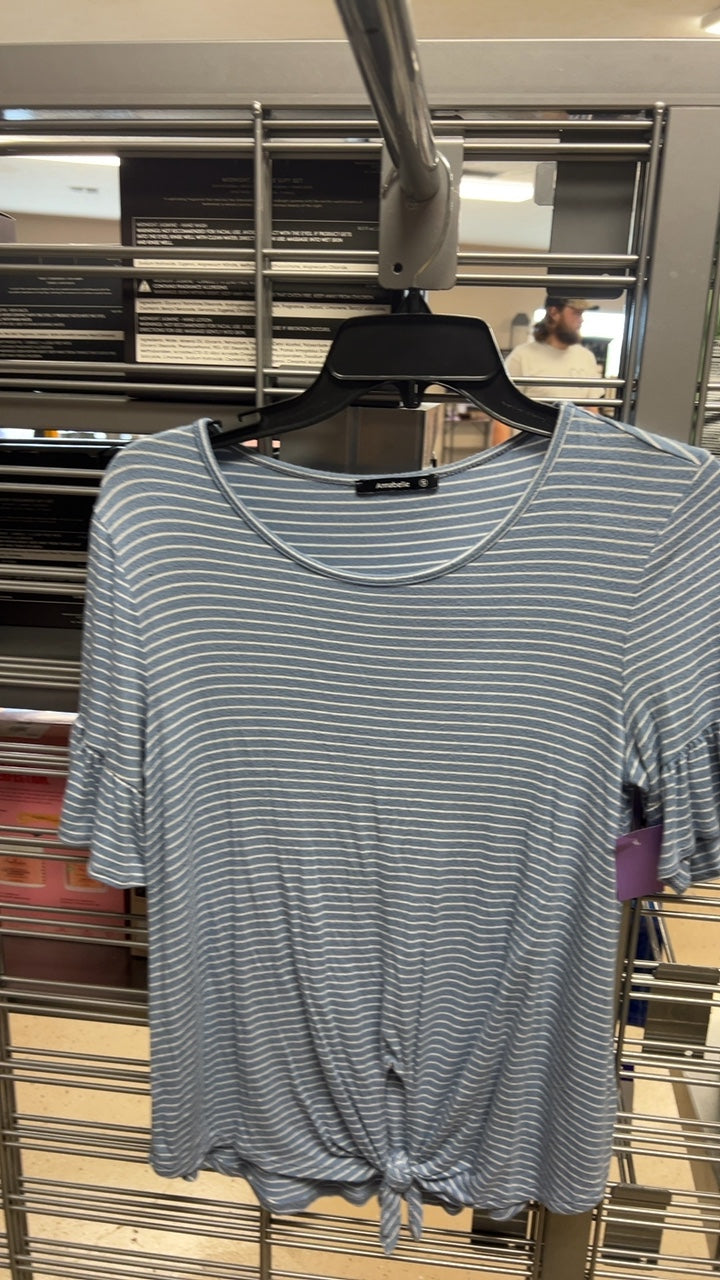 T-Shirt Small