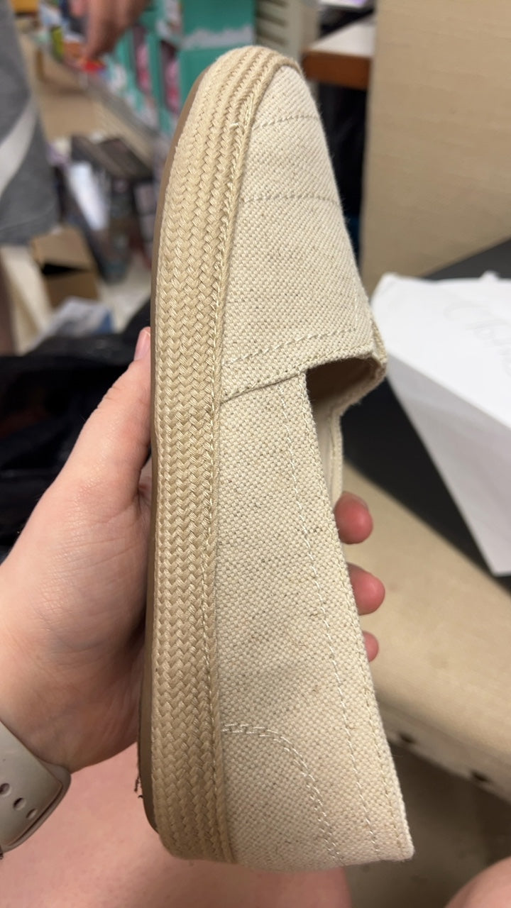 Maui Slippers 9