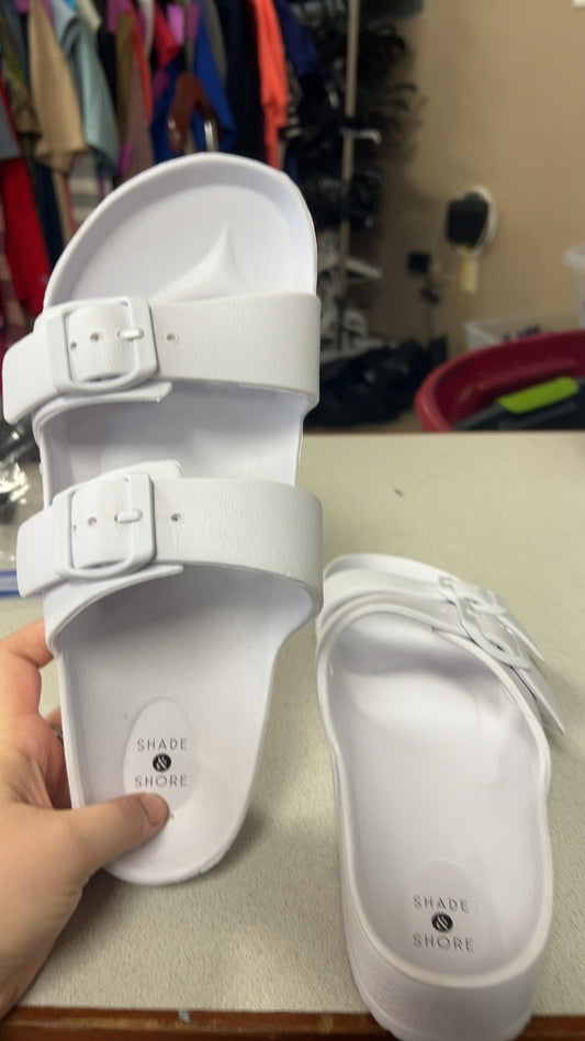 SHADE & SHORE Sandals 9
