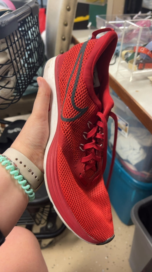 Nike Sneakers Mens 9.5 Red