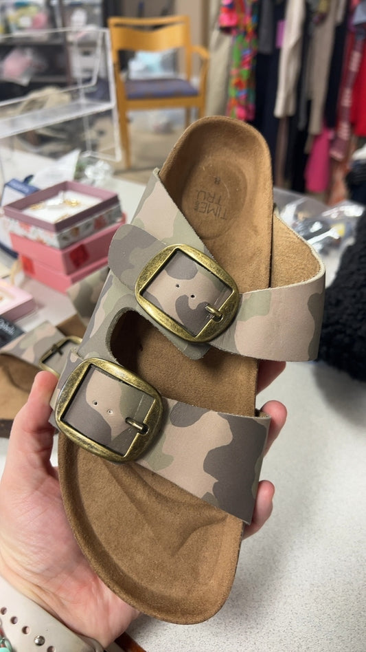 Sandals 8 CAMO