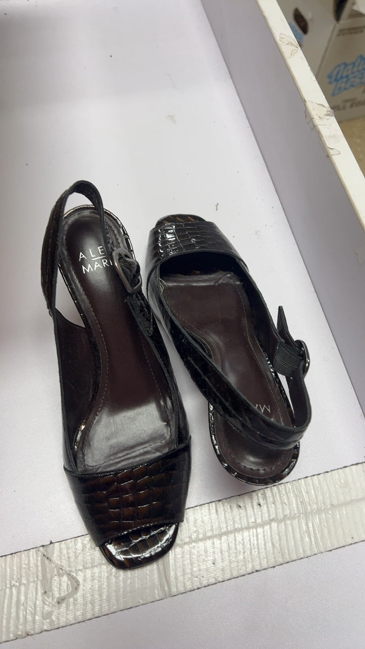 ALE MARI Sandals 8