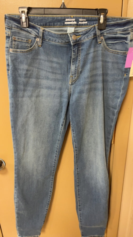 Amazon Essentials Pants 16