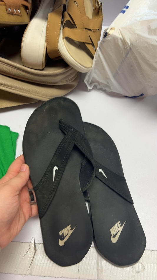 Nike Sandals 9