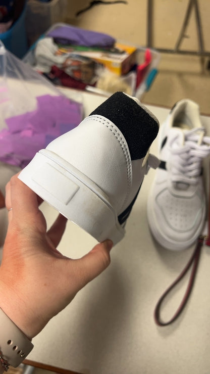 Sneakers 9