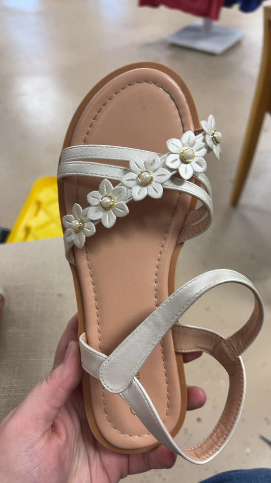 Sandals Youth 4