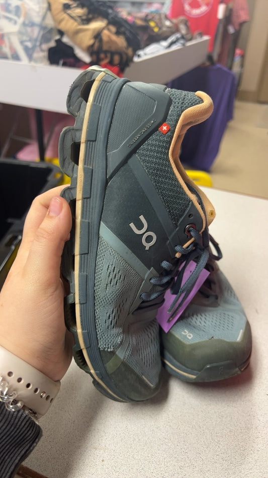 On Running Sneakers 7
