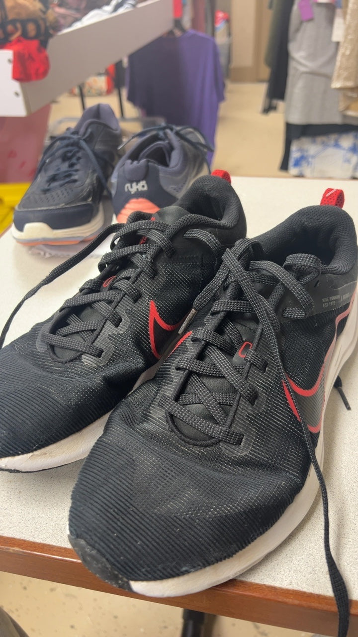 Nike Sneakers 8