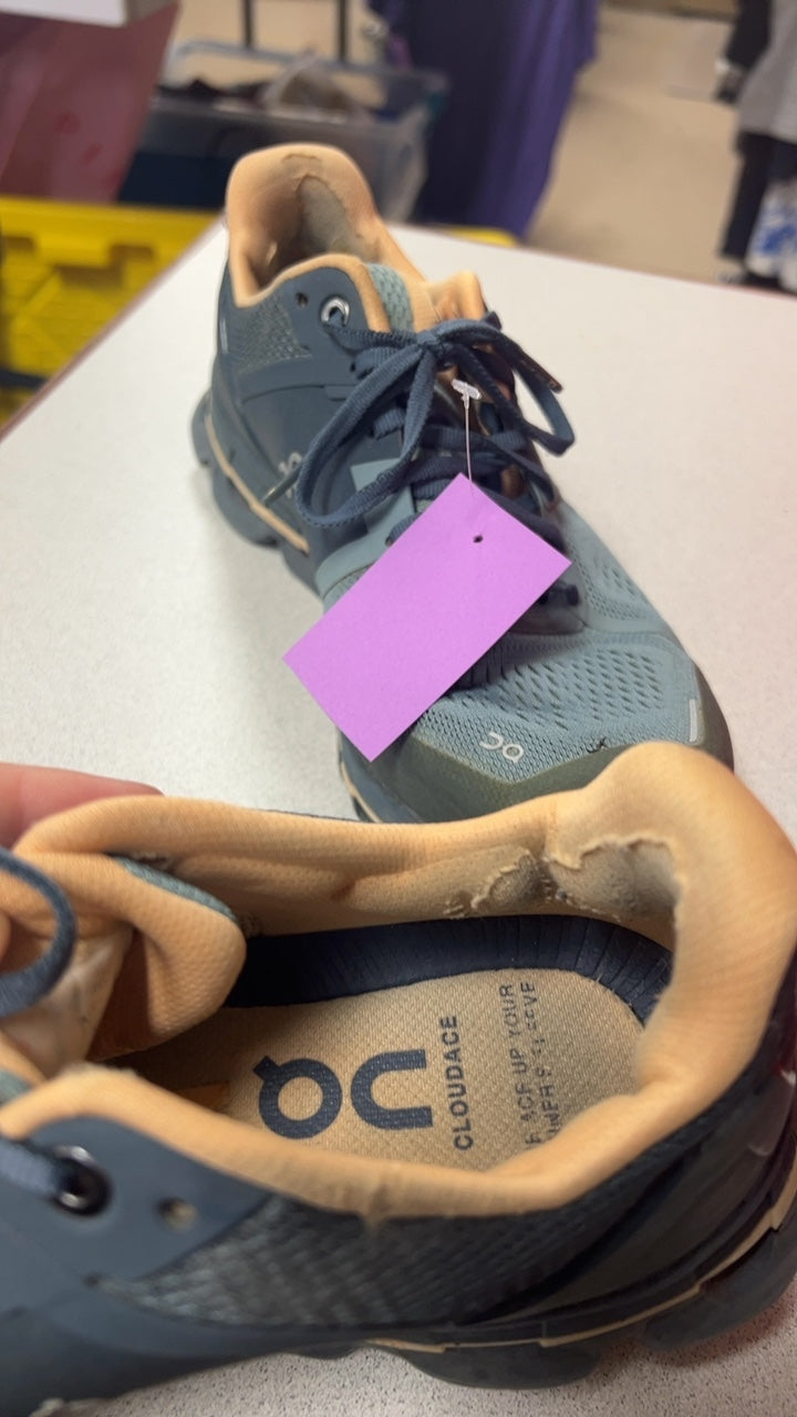 On Running Sneakers 7