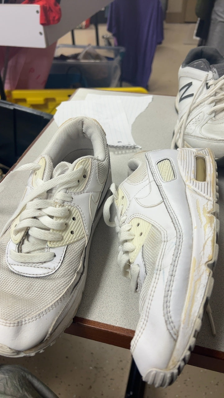 Nike Air max Sneakers 9.5