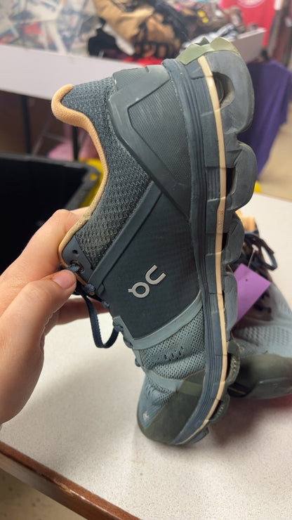 On Running Sneakers 7