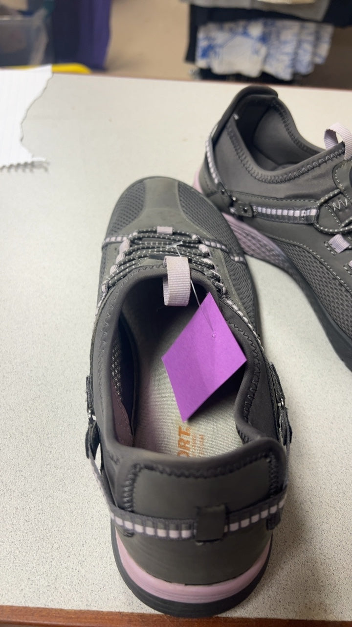 Sneakers 9
