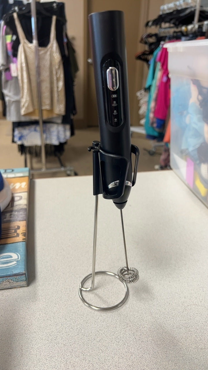 Home milk frother 