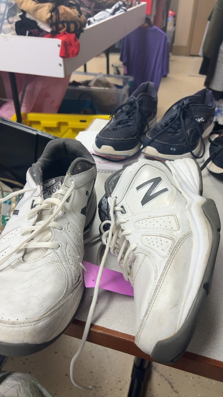 New Balance Sneakers Mens 12/13?