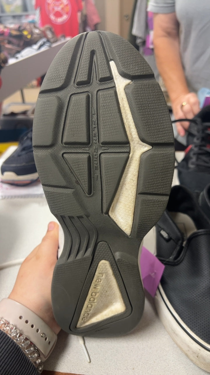 New Balance Sneakers Mens 12/13?