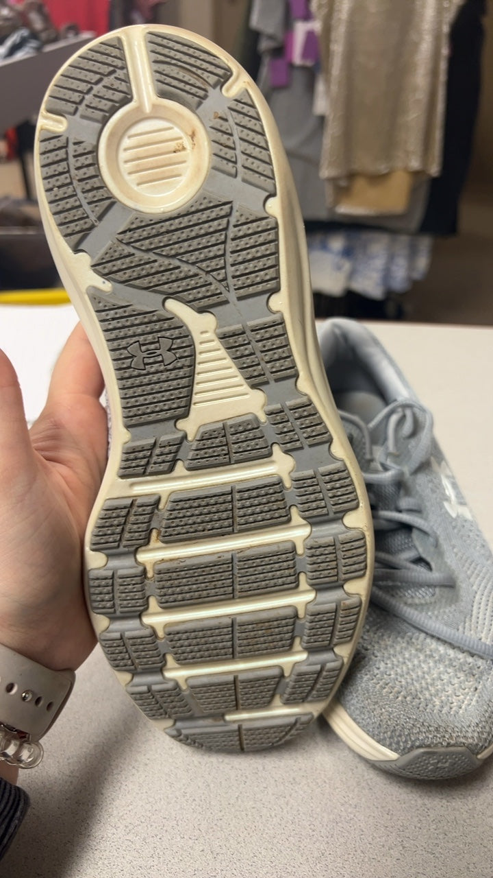 Under Armour Sneakers 8.5