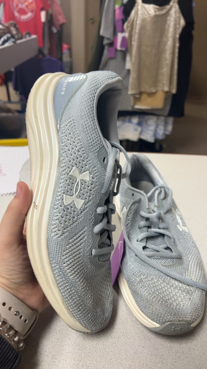 Under Armour Sneakers 8.5