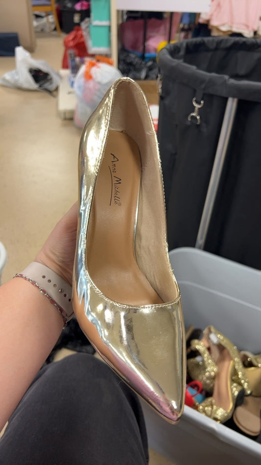Pumps 8 Gold