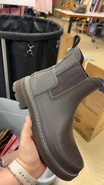 Hunter Rain Boots 8