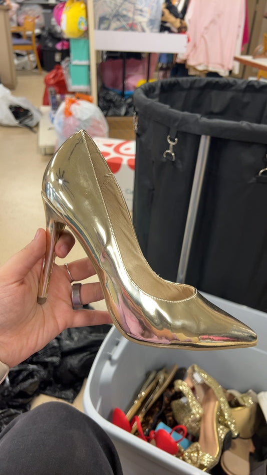 Pumps 8 Gold
