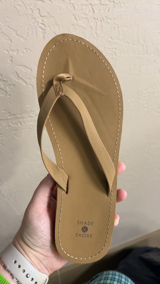 SHADE & SHORE Sandals 9
