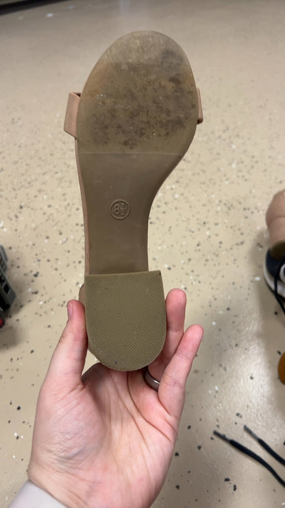 Sandals 8.6 Nude Heels
