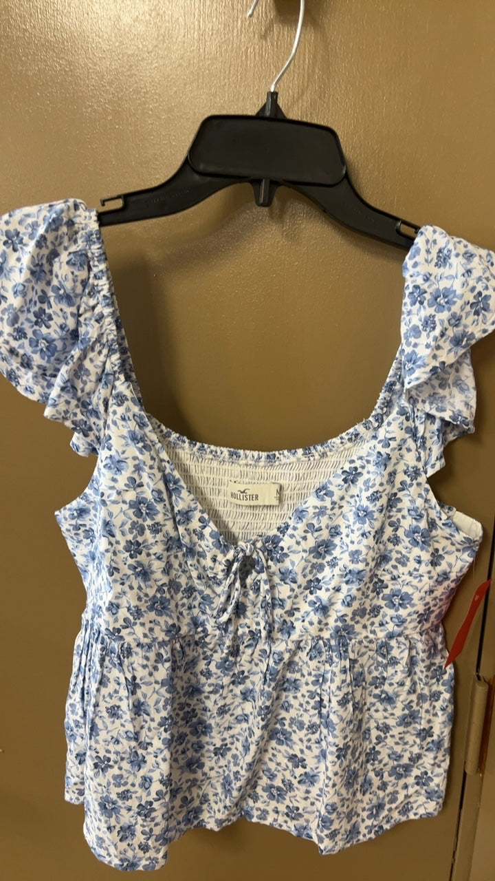 Hollister Top Medium