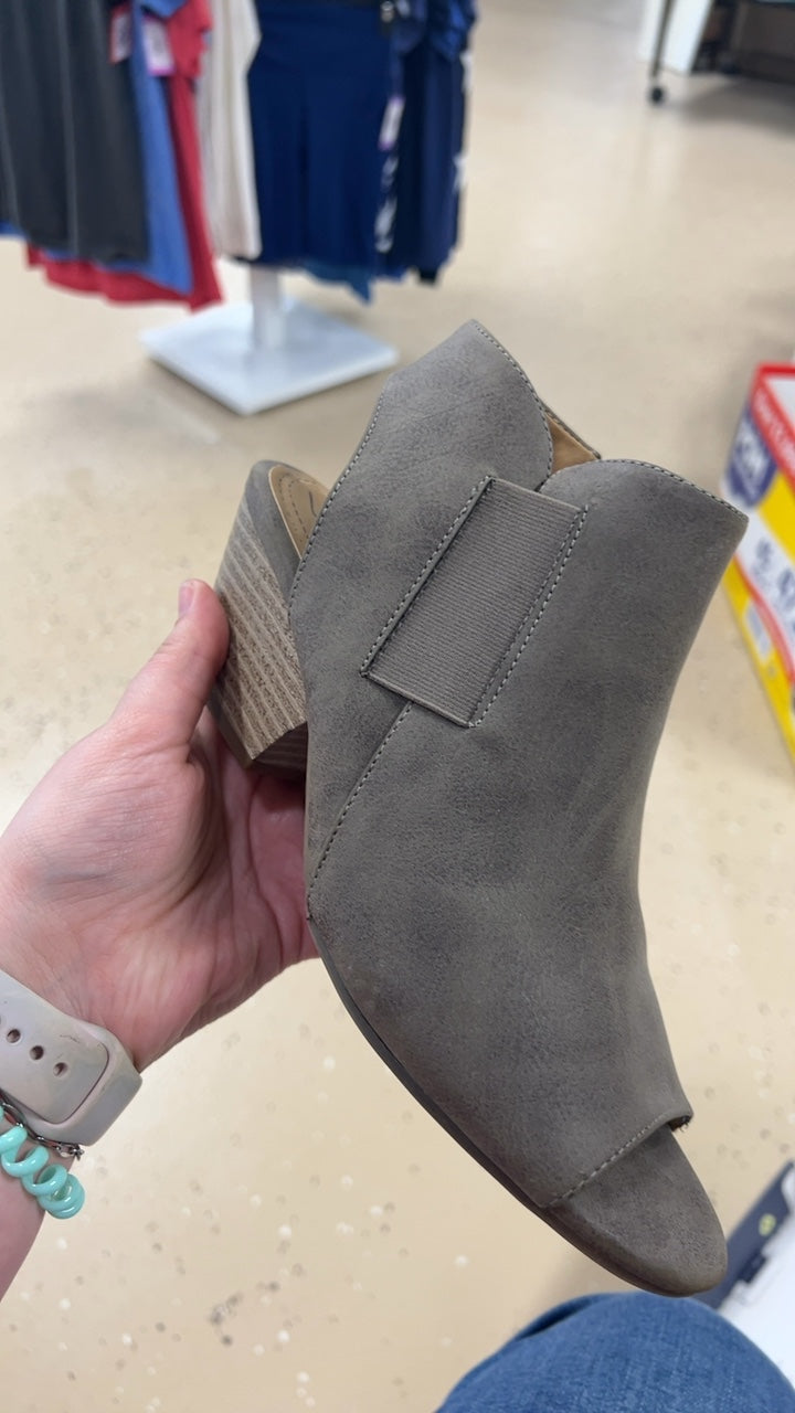Boots 8