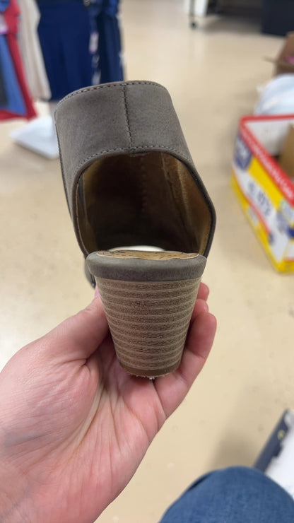 Boots 8