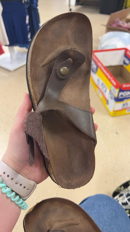 Sonoma Sandals 8