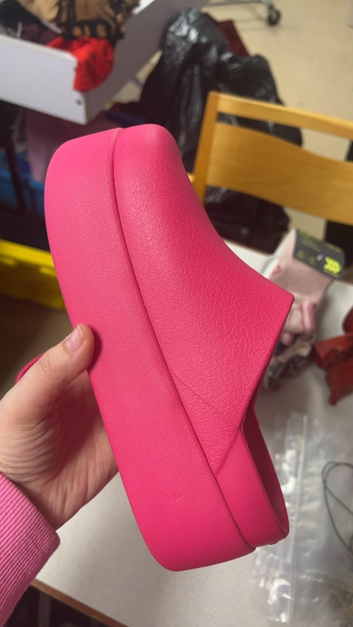 Crocs Slippers 6
