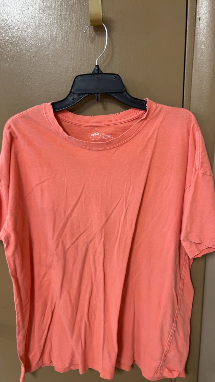 aerie T-Shirt Medium