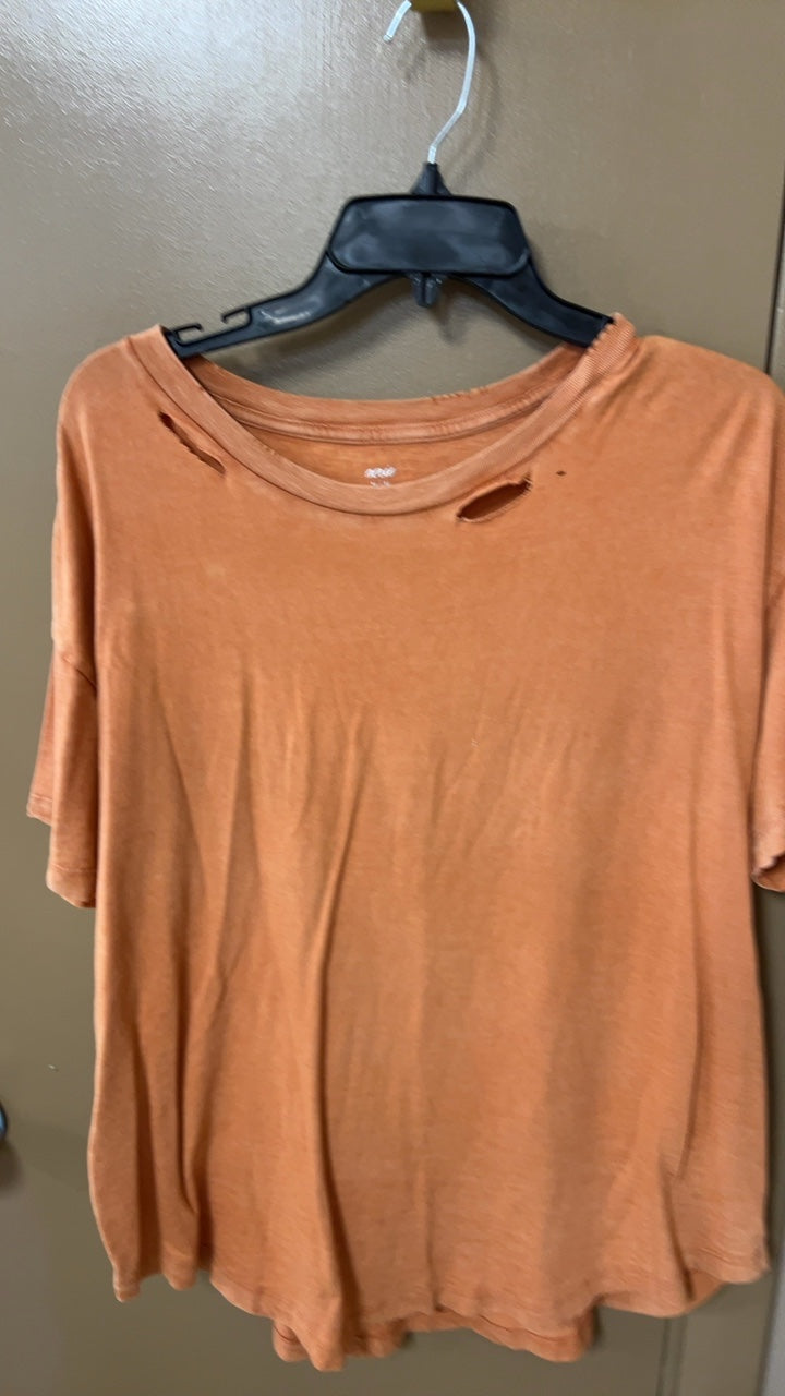 Aerie T-Shirt Medium
