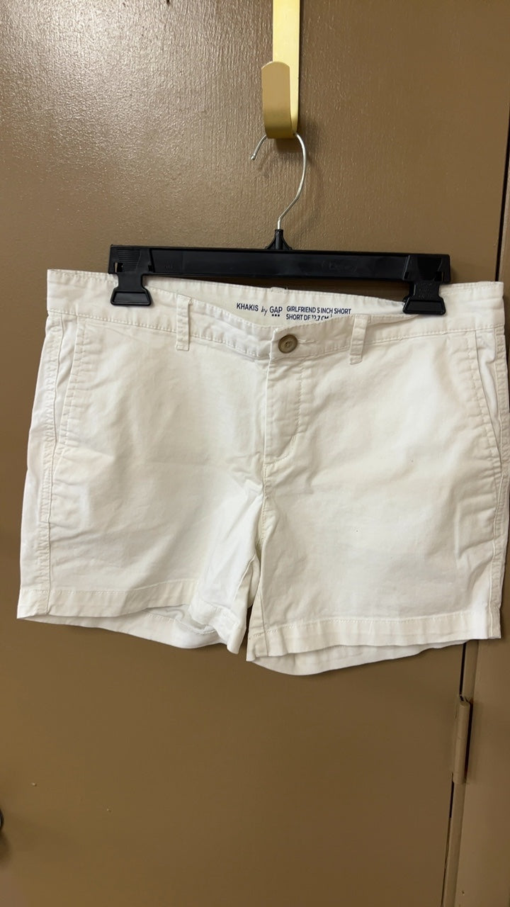 GAP Shorts 4