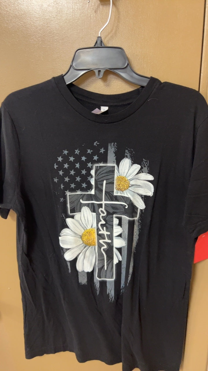 T-Shirt Medium