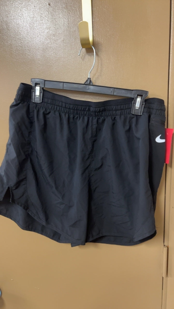 Nike Shorts Large