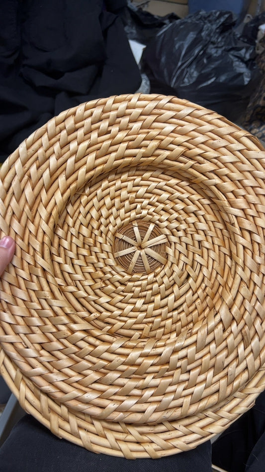 Wicker Charger 